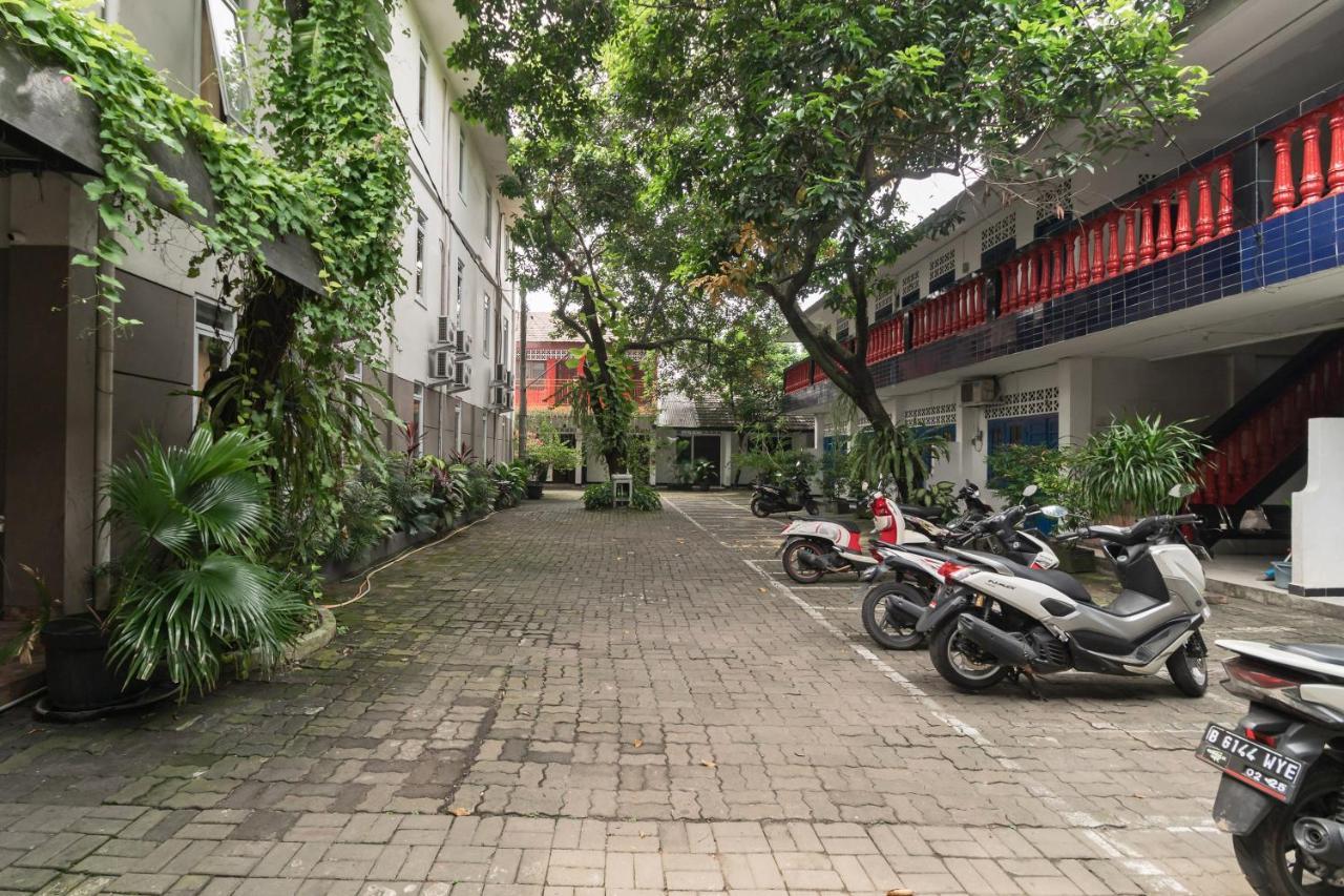 Urbanview Hotel Minongga Pondok Labu By Reddoorz Jacarta Exterior foto